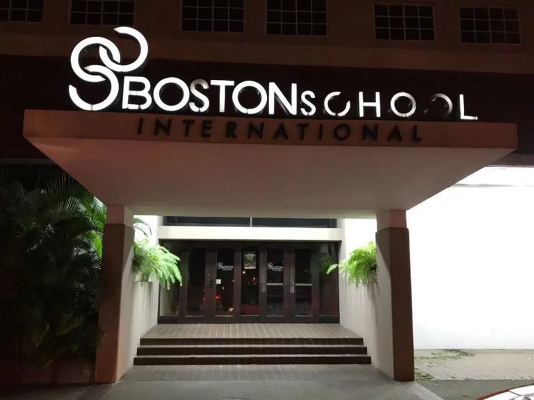 Fundación del colegio